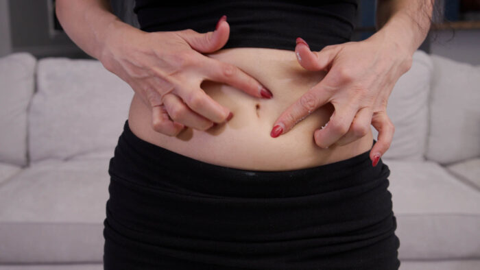 The Bellybutton Ad 4K - Image 10