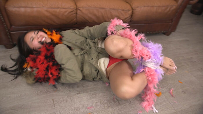 Sumiko's Fluffy Bondage 4K - Image 15