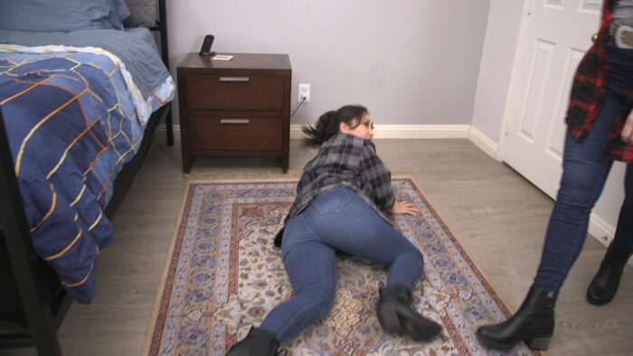 Sumiko Beaten Down and Cunt Busted 4K - Image 8