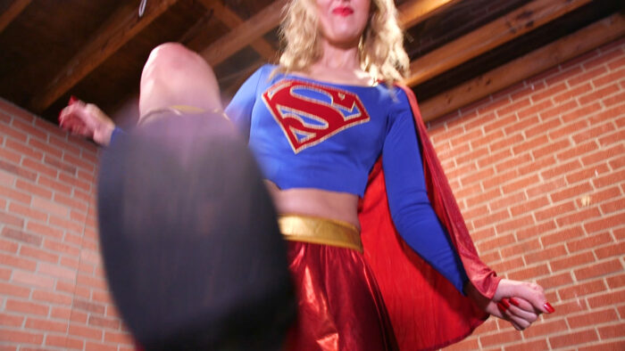 Super Girl's Giant Revenge 4K - Image 14