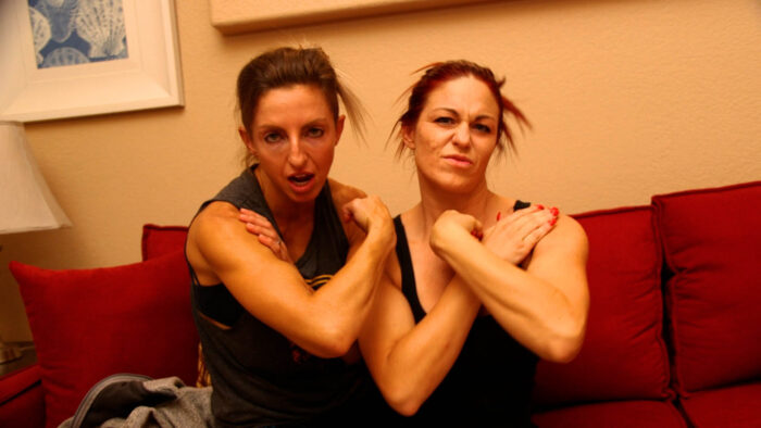 Casual Muscle Flexing 4K - Image 17