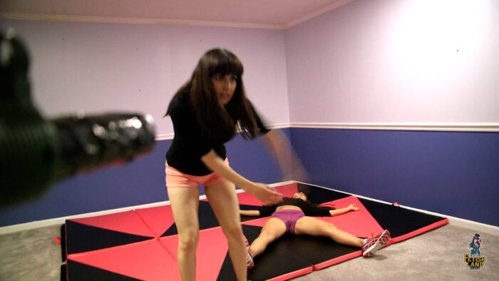 Sumiko Shot To Shit  (Sumiko Wrecked to Bits) 4K - Image 8