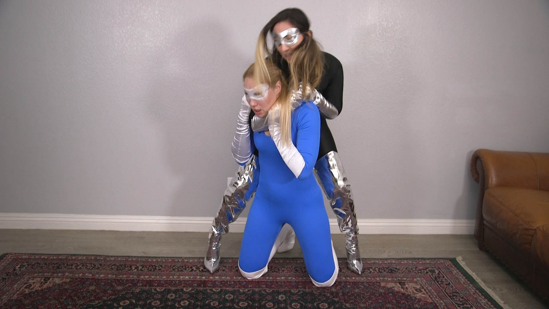 Blue Katana vs. Silver Star 4K - Image 10