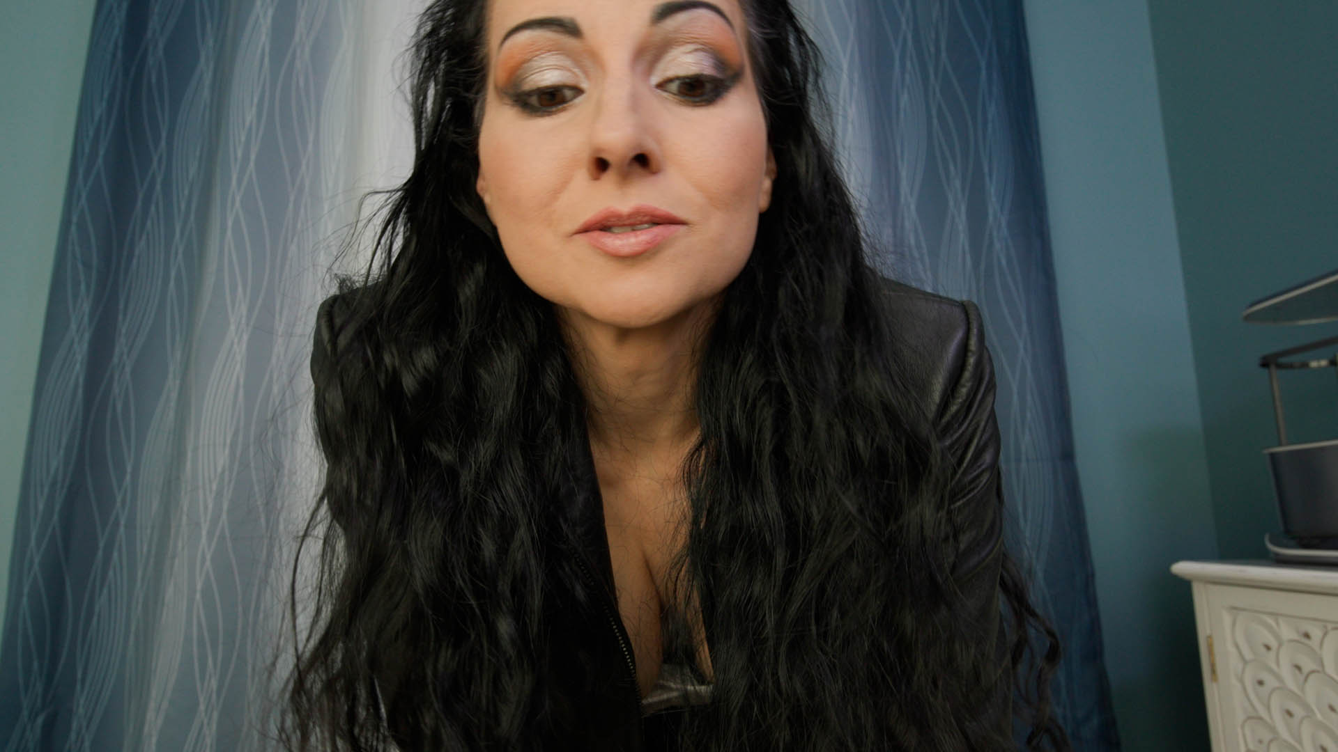 Sexy Burglar Robs and Captures Me 4K - Image 3