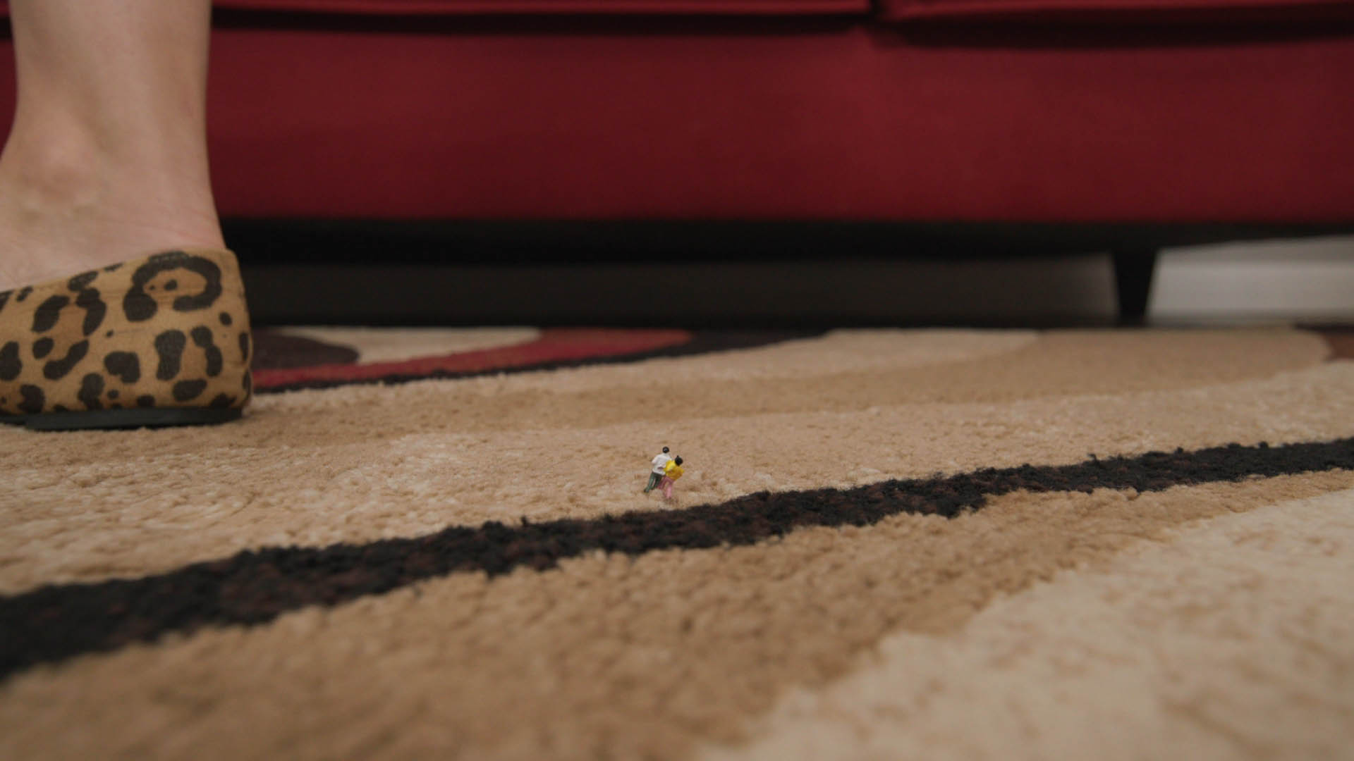 The CEO’s Tiny Assistant 4K - Image 9