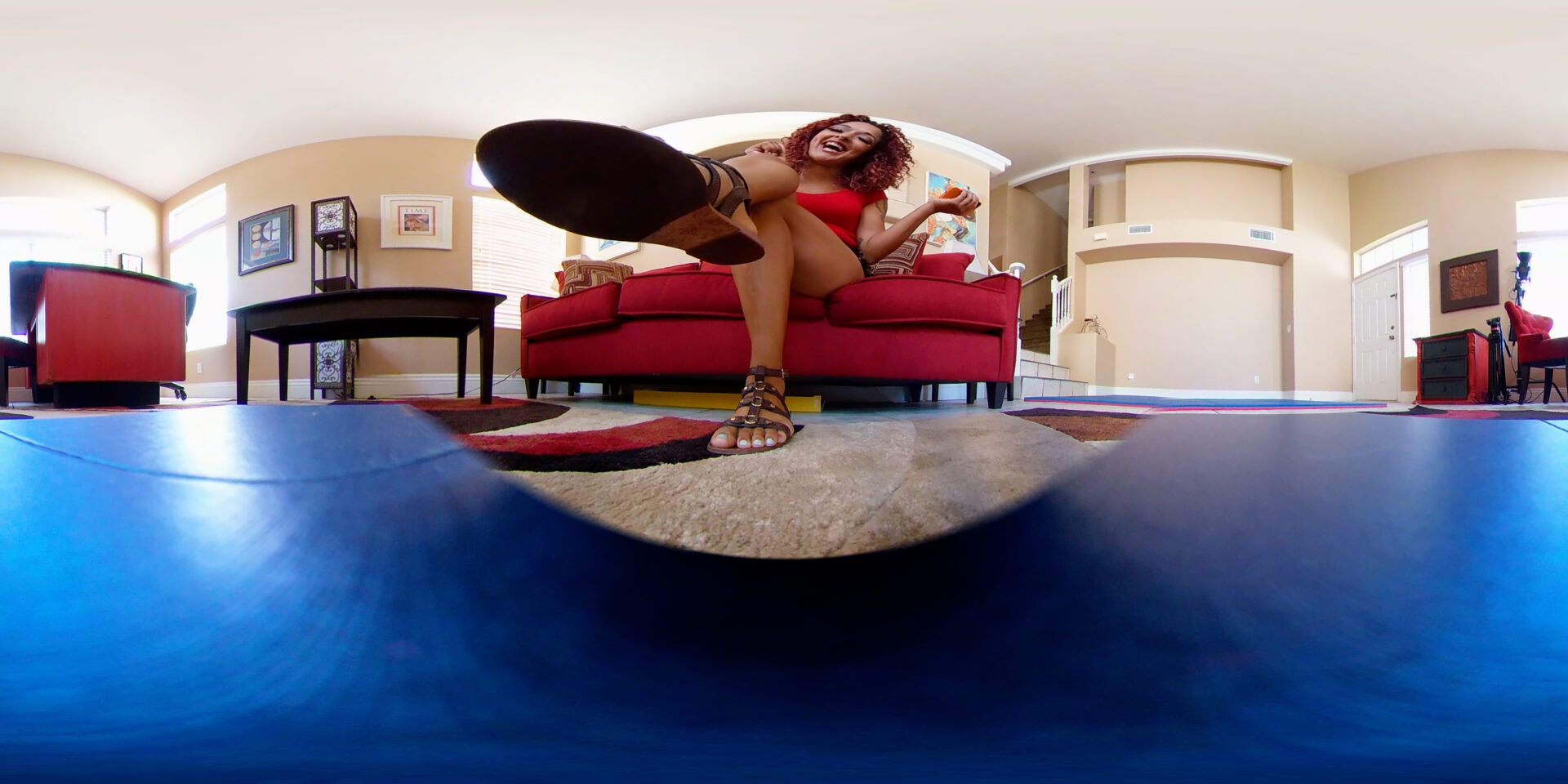 A Stain on My Soles VR 360 - Image 8