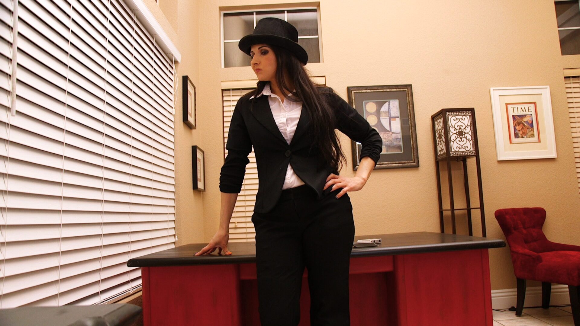 The Queen of Hearts 4K - Image 16