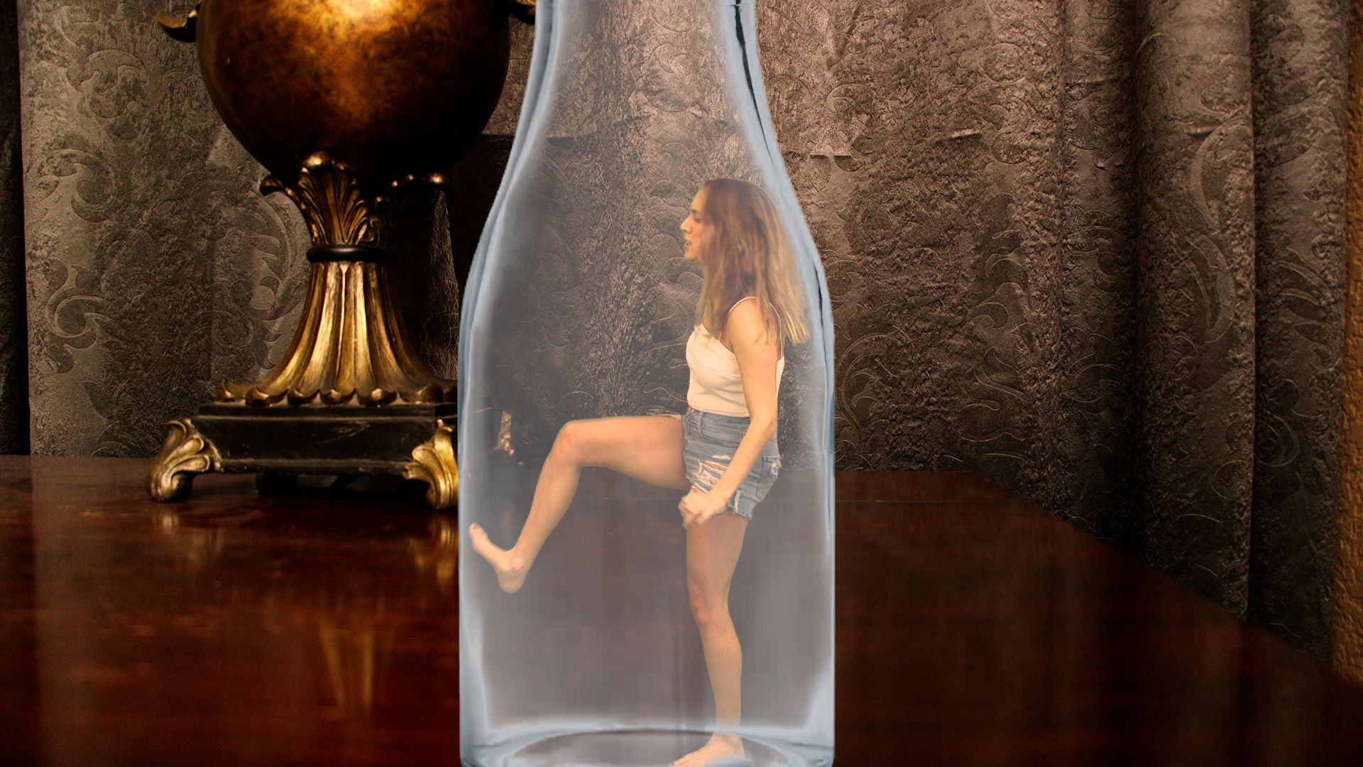 Well I'll Shrink You Instead 4K - Image 11