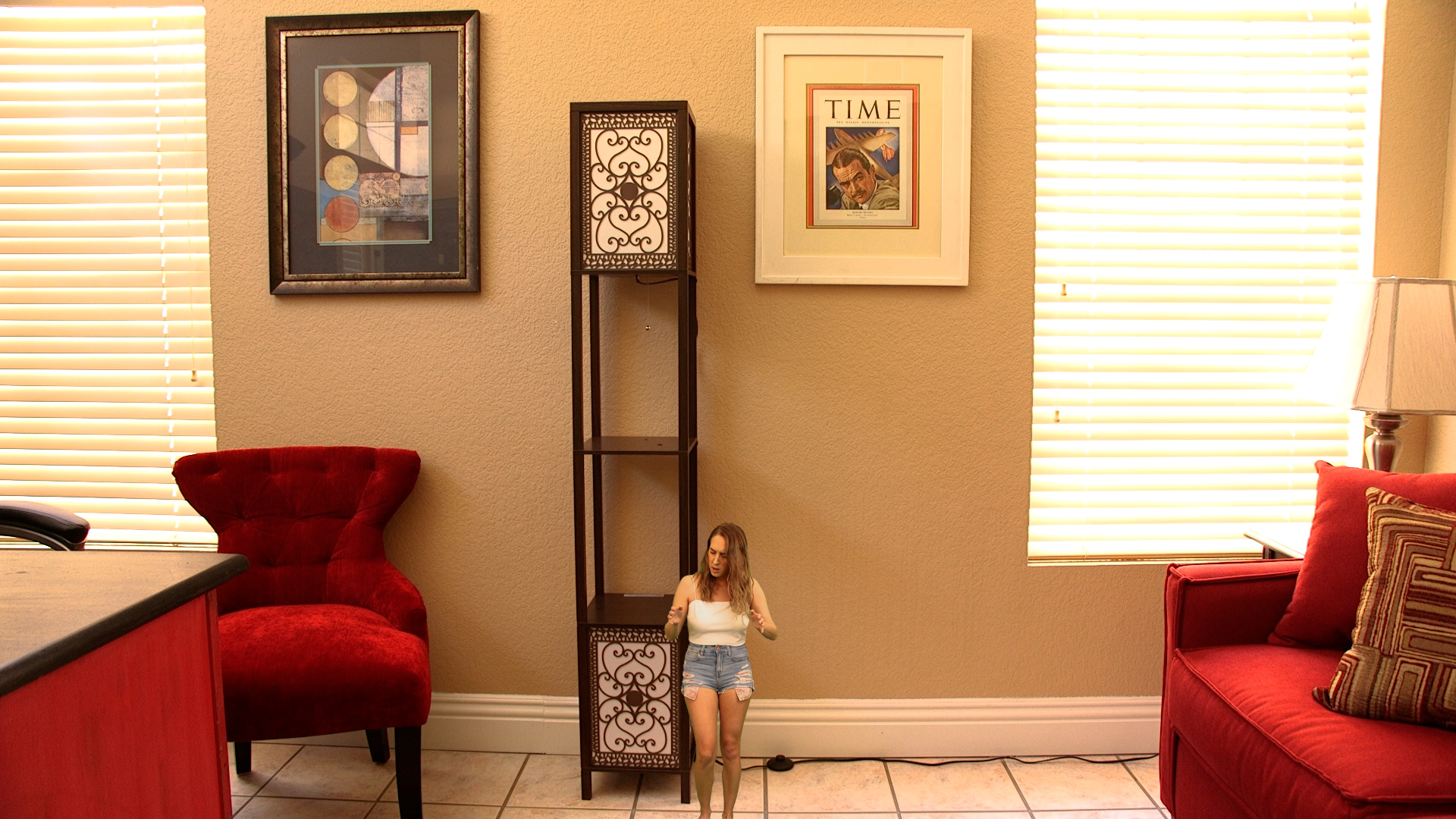 Well I'll Shrink You Instead 4K - Image 4