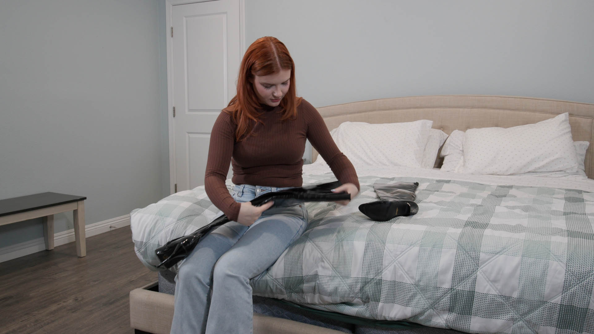 Trying on Mom’s Boots 4K - Image 28