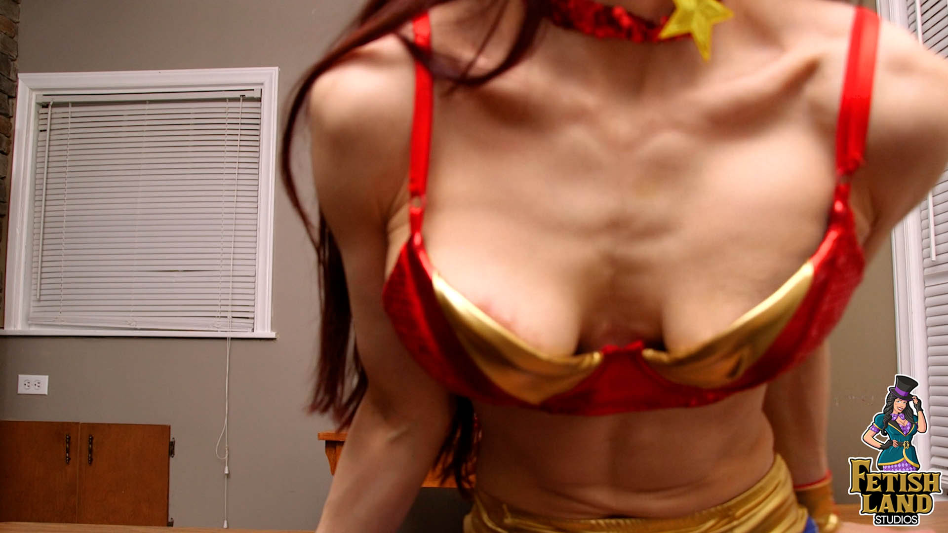 Wonder Speaker Makes a Scene 4K - Image 6