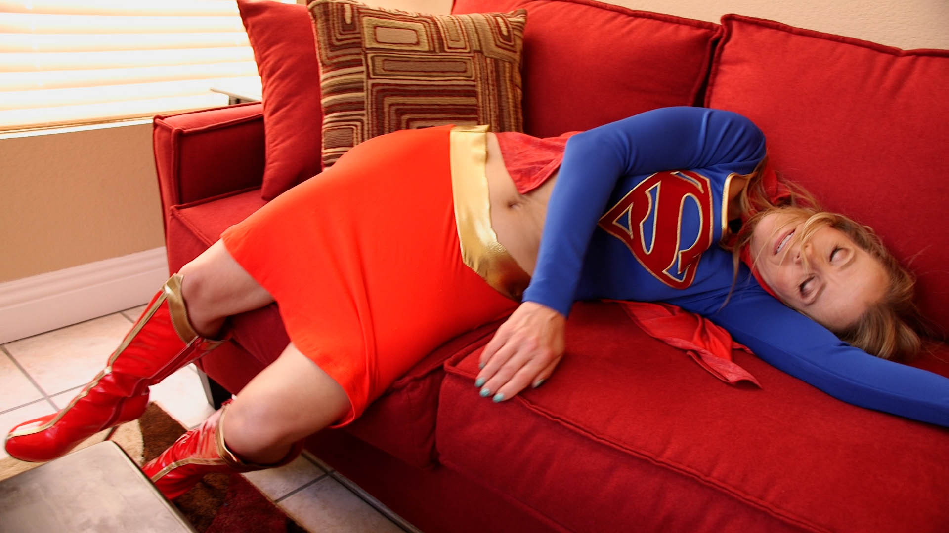 Silencing Supergirl 4K - Image 9